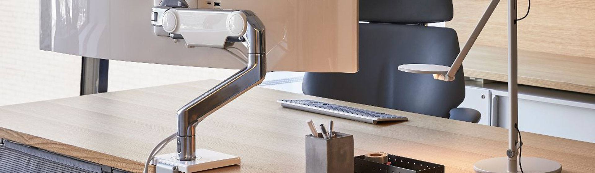 Monitor Arms Banner
